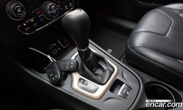 Jeep Cherokee 2014 3.2 автомат (гидро), миниатюра 9 Jeep Cherokee 2014 3.2 автомат (гидро), миниатюра 9