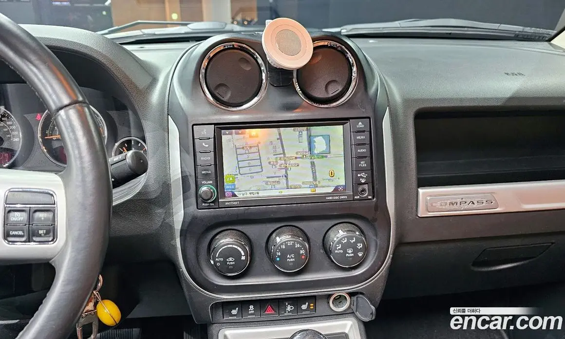 Jeep Compass 2015 2.4 автомат (гидро), фото 15 Jeep Compass 2015 2.4 автомат (гидро), фото 15