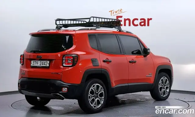 Jeep Renegade 2015 2.0 автомат (гидро), миниатюра 2