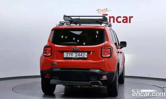 Jeep Renegade 2015 2.0 автомат (гидро), миниатюра 4
