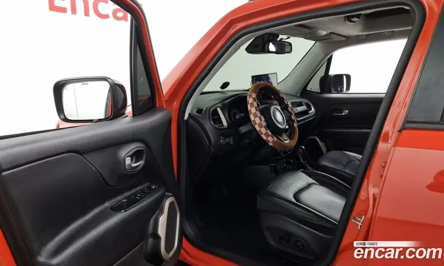 Jeep Renegade 2015 2.0 автомат (гидро), миниатюра 10