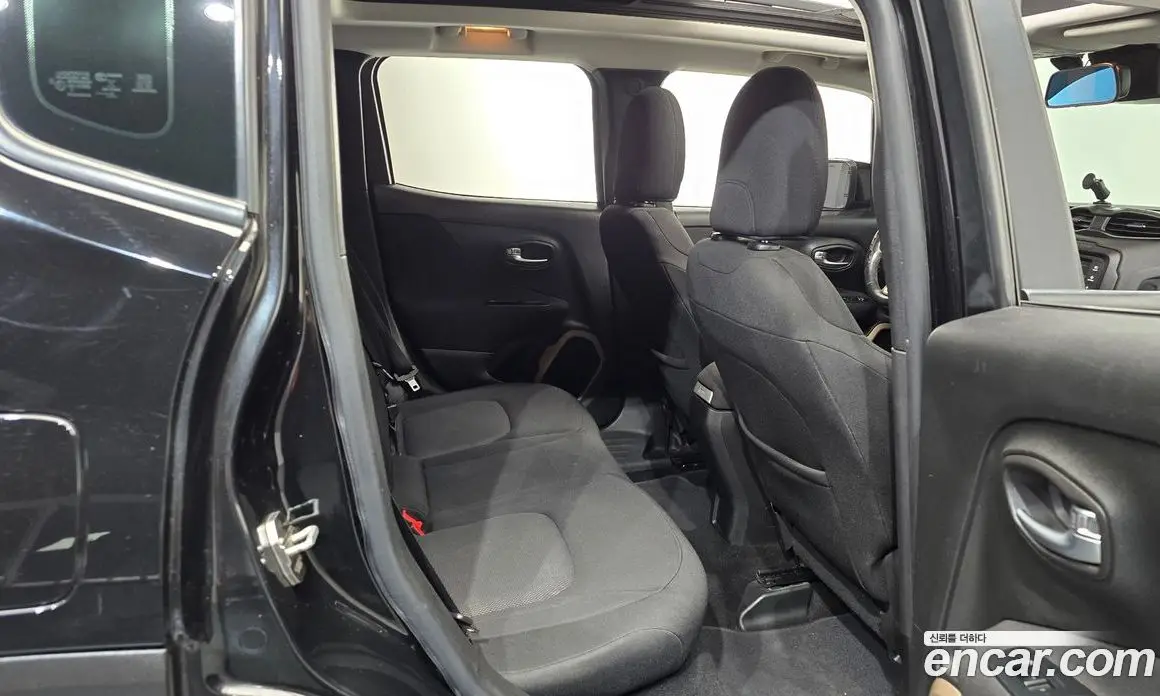 Jeep Renegade 2016 2.0 автомат (гидро), фото 11