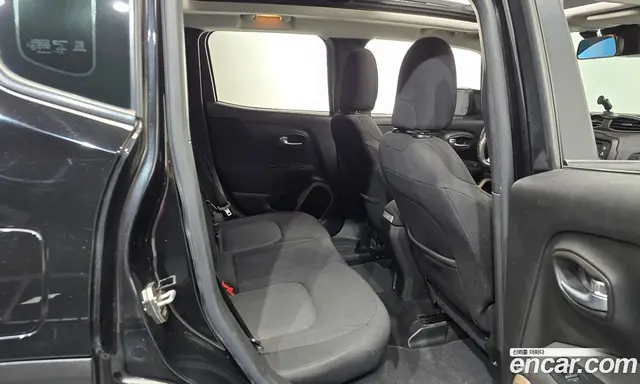 Jeep Renegade 2016 2.0 автомат (гидро), миниатюра 11