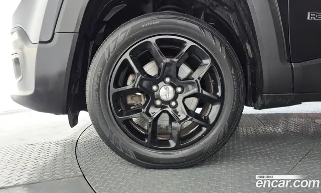 Jeep Renegade 2016 2.0 автомат (гидро), миниатюра 5