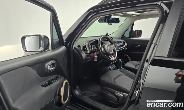 Jeep Renegade 2016 2.0 автомат (гидро), миниатюра 10