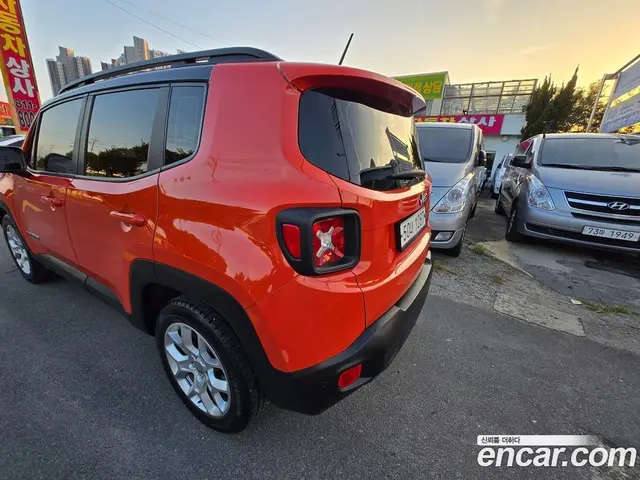 Jeep Renegade 2017 2.4 автомат (гидро), миниатюра 3 Jeep Renegade 2017 2.4 автомат (гидро), миниатюра 3
