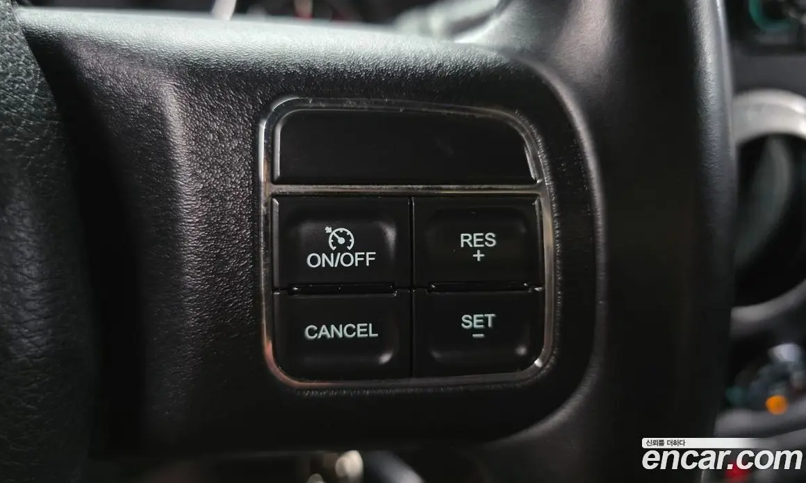 Jeep Wrangler 2014 2.8 автомат (гидро), фото 15 Jeep Wrangler 2014 2.8 автомат (гидро), фото 15