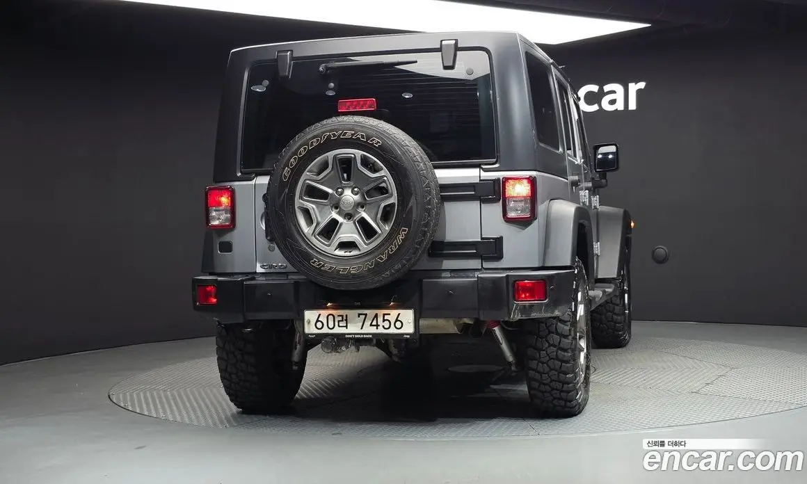 Jeep Wrangler 2014 2.8 автомат (гидро), фото 4 Jeep Wrangler 2014 2.8 автомат (гидро), фото 4
