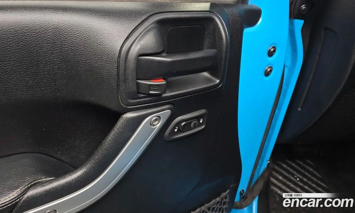 Jeep Wrangler 2017 3.6 автомат (гидро), фото 19 Jeep Wrangler 2017 3.6 автомат (гидро), фото 19