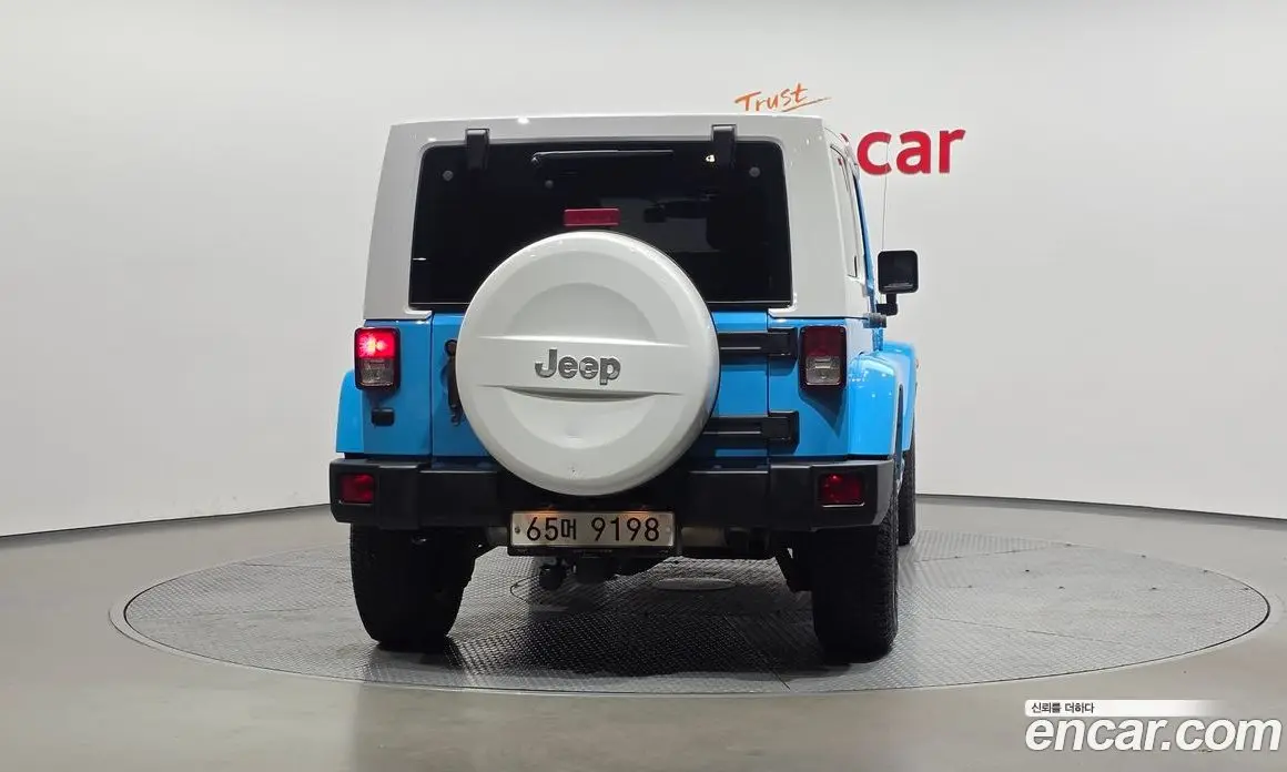 Jeep Wrangler 2017 3.6 автомат (гидро), фото 4 Jeep Wrangler 2017 3.6 автомат (гидро), фото 4