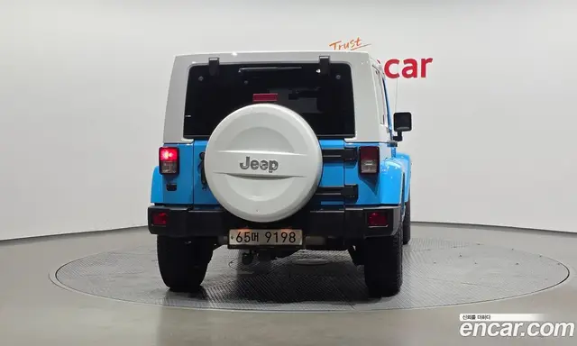 Jeep Wrangler 2017 3.6 автомат (гидро), миниатюра 4 Jeep Wrangler 2017 3.6 автомат (гидро), миниатюра 4