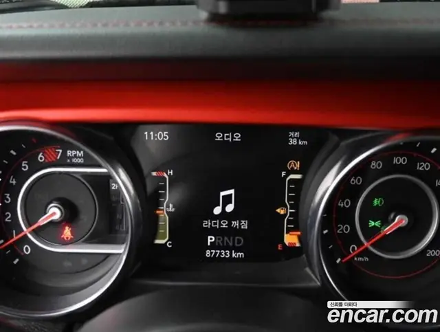 Jeep Wrangler 2019 2.0 автомат (гидро), миниатюра 8