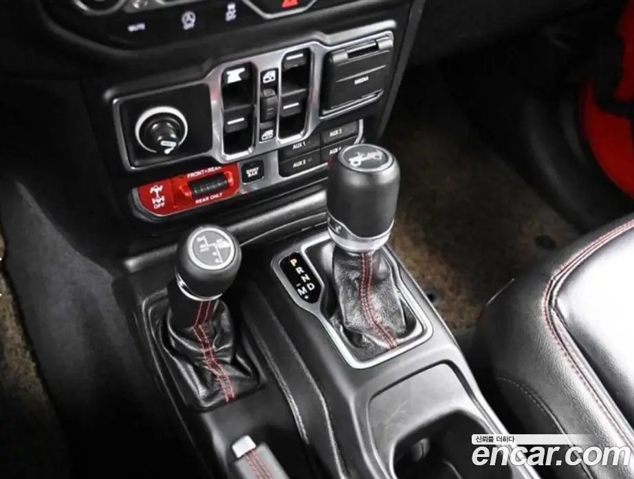 Jeep Wrangler 2019 2.0 автомат (гидро), фото 9