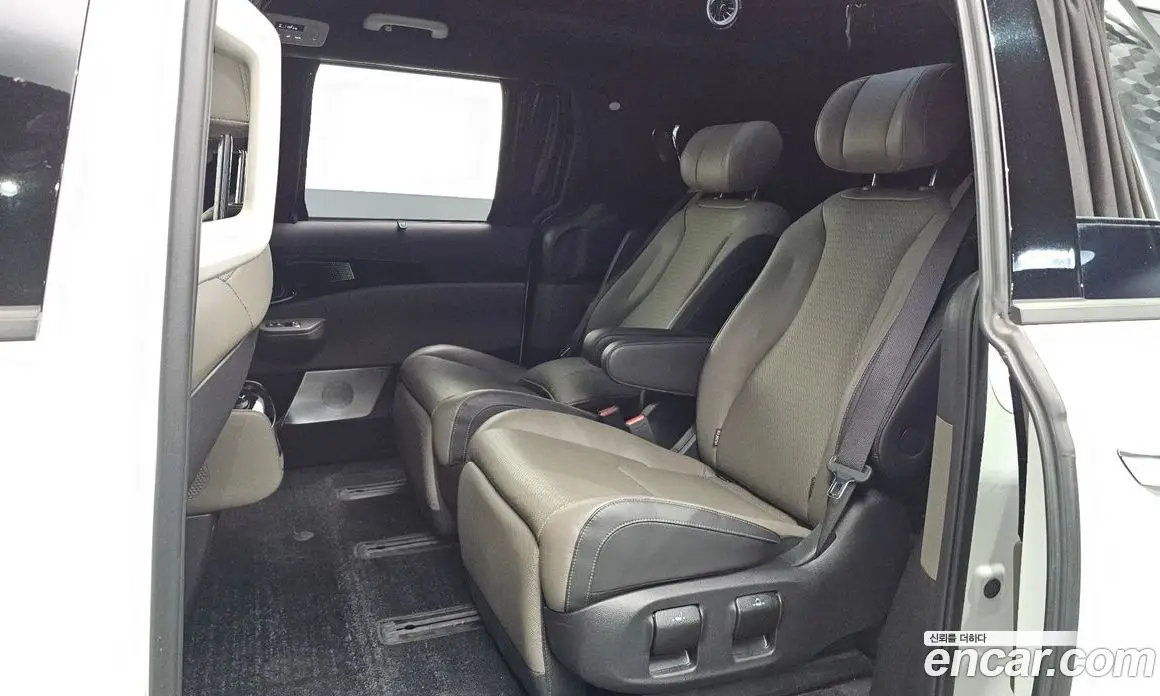 Kia Carnival 2024 1.6 автомат (гидро), фото 12 Kia Carnival 2024 1.6 автомат (гидро), фото 12