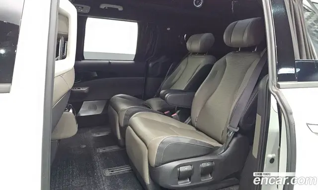 Kia Carnival 2024 1.6 автомат (гидро), миниатюра 12