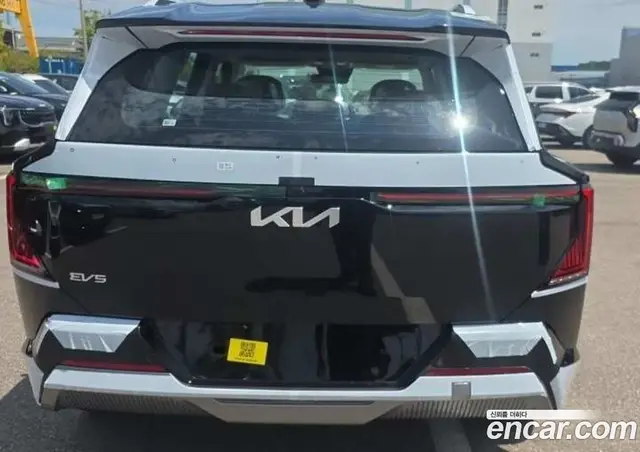 Kia EV5 2026 0.1 автомат (гидро), миниатюра 3 Kia EV5 2026 0.1 автомат (гидро), миниатюра 3