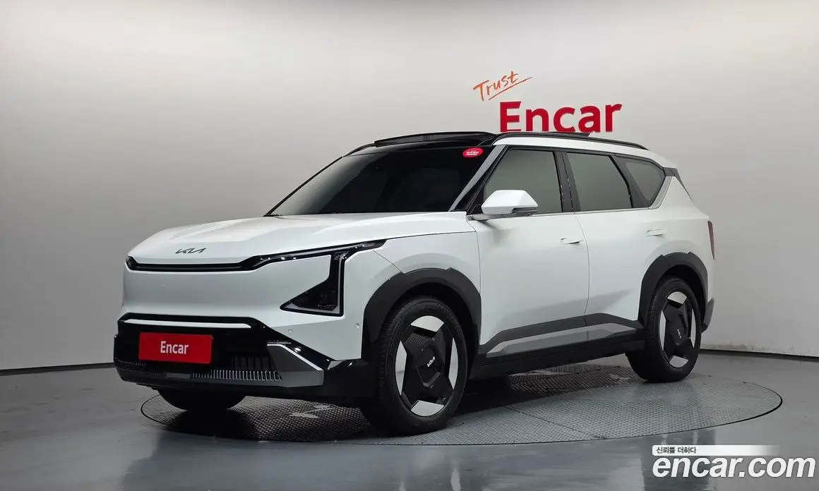 Kia EV5 2026 0.2 автомат (гидро), фото 1 Kia EV5 2026 0.2 автомат (гидро), фото 1