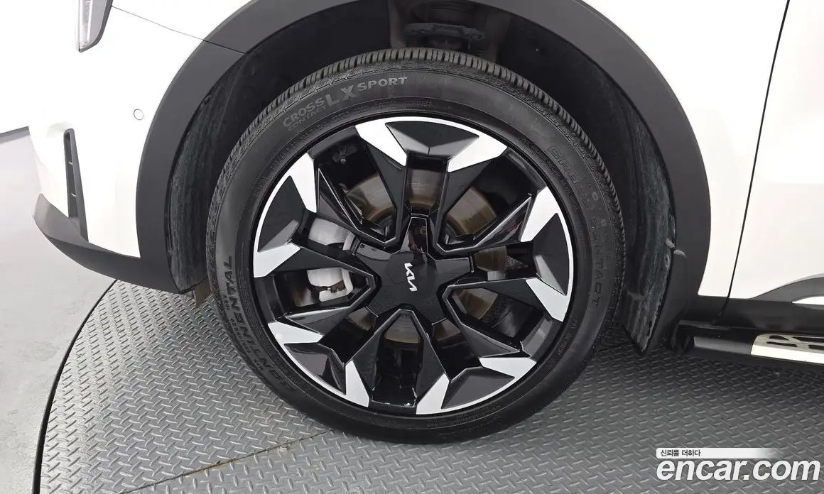 Kia Sorento 2023 2.5 автомат (гидро), фото 5