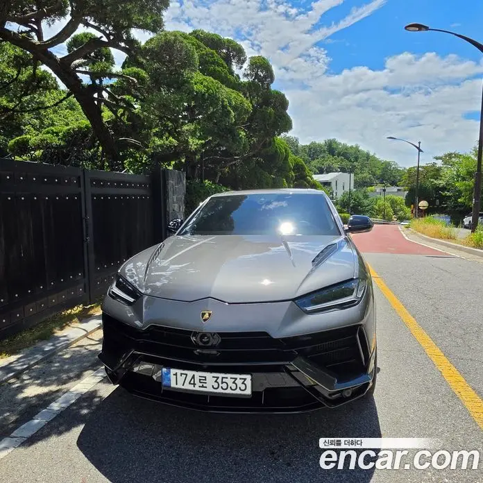 Lamborghini Urus 2024 4.0 автомат (гидро), фото 17