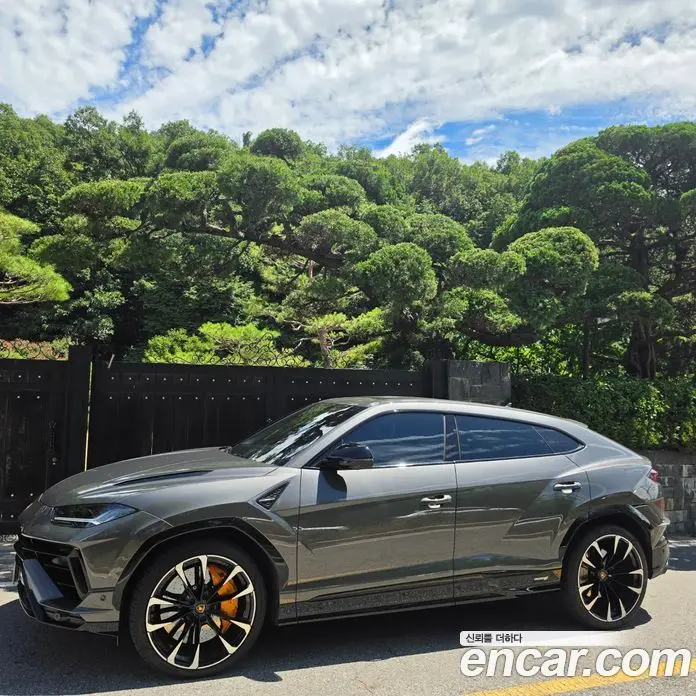 Lamborghini Urus 2024 4.0 автомат (гидро), фото 3