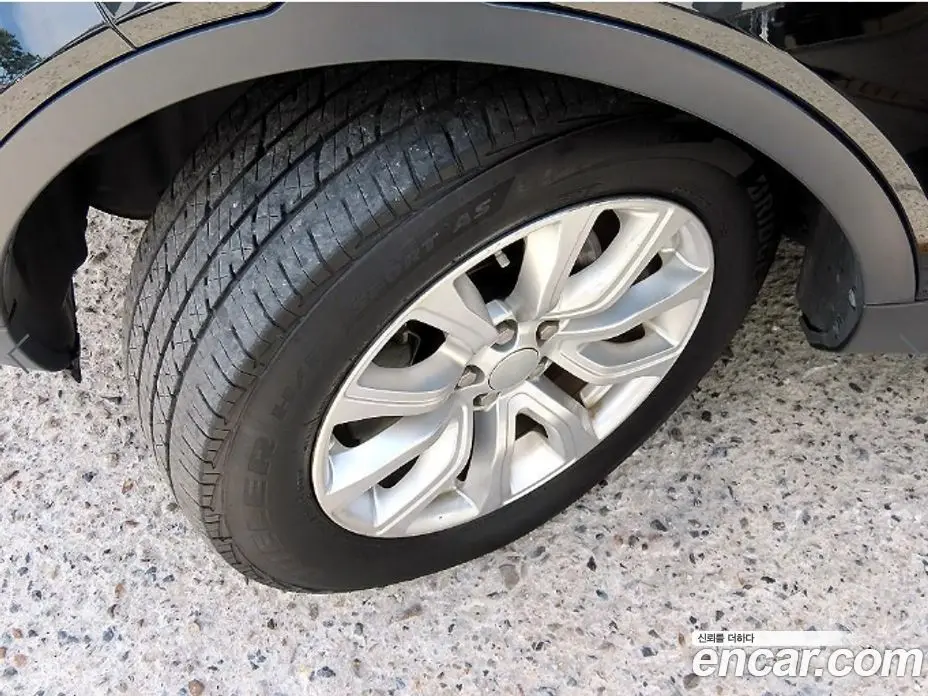 Land Rover Range Rover Evoque 2016 2.0 автомат (гидро), фото 19