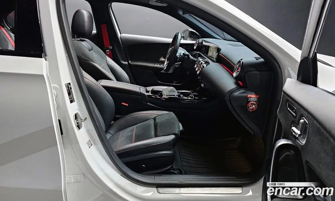 Mercedes-Benz A-Class 2022 2.0 автомат (гидро), фото 11 Mercedes-Benz A-Class 2022 2.0 автомат (гидро), фото 11