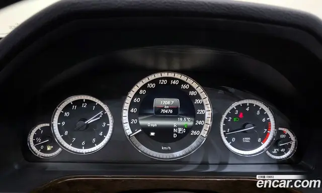 Mercedes-Benz E-Class 2013 1.8 автомат (гидро), миниатюра 8 Mercedes-Benz E-Class 2013 1.8 автомат (гидро), миниатюра 8
