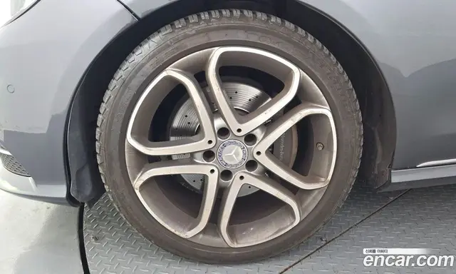 Mercedes-Benz E-Class 2015 2.1 автомат (гидро), миниатюра 5 Mercedes-Benz E-Class 2015 2.1 автомат (гидро), миниатюра 5