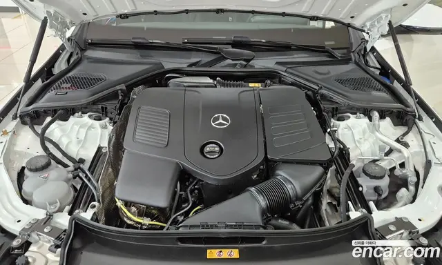 Mercedes-Benz E-Class 2025 2.0 автомат (гидро), миниатюра 6 Mercedes-Benz E-Class 2025 2.0 автомат (гидро), миниатюра 6