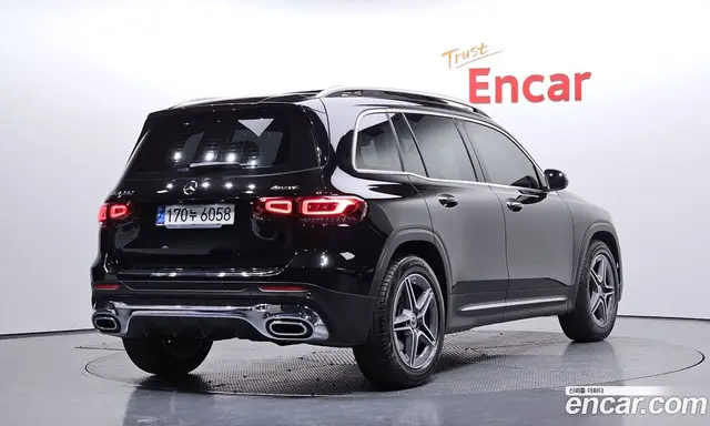 Mercedes-Benz GLB-Class 2021 2.0 автомат (гидро), миниатюра 2