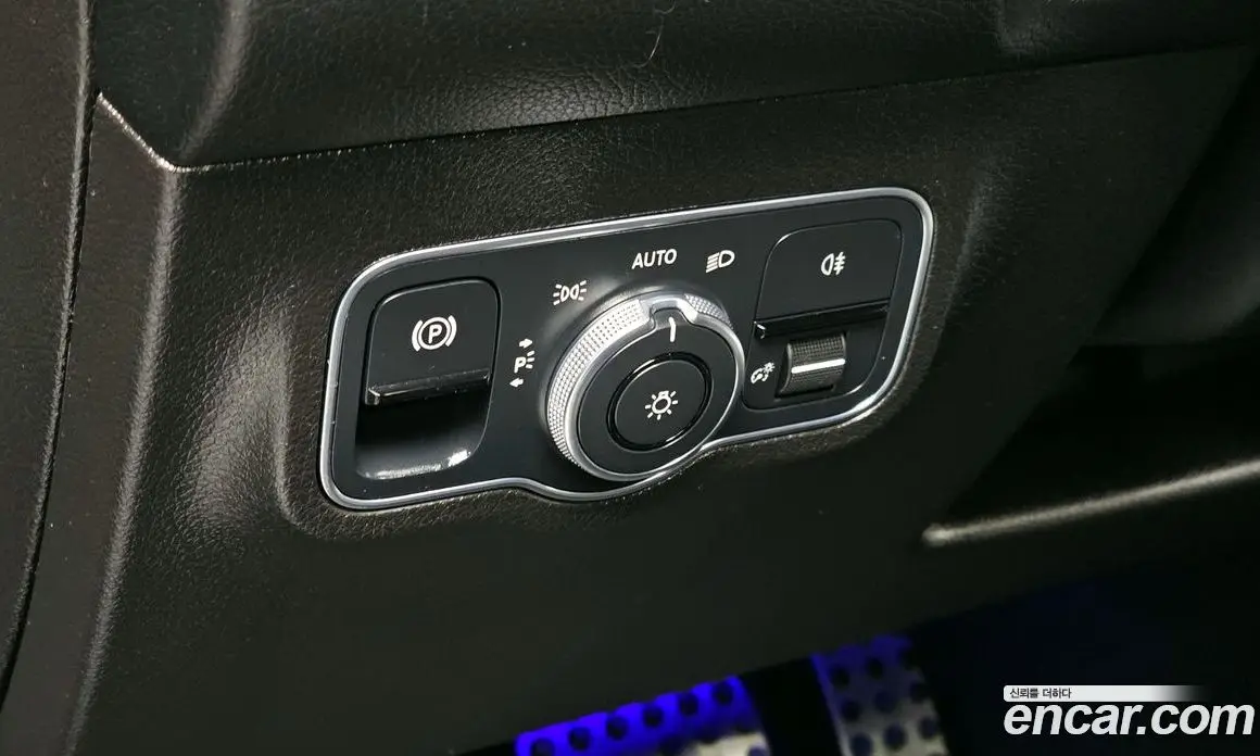 Mercedes-Benz GLB-Class 2021 2.0 автомат (гидро), фото 16