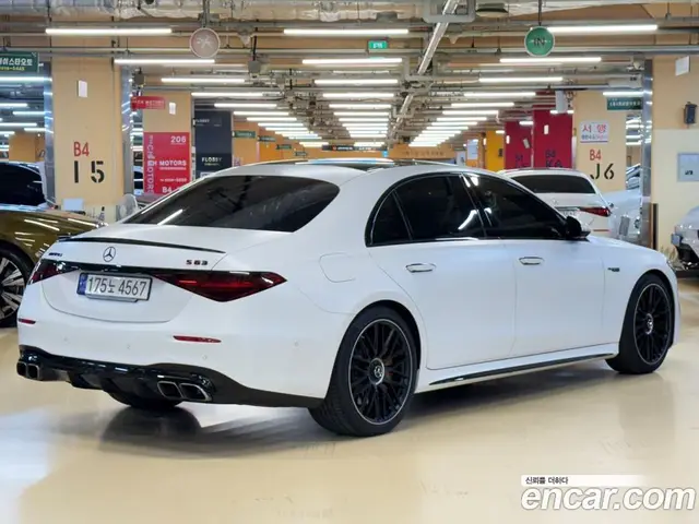 Mercedes-Benz S-Class 2024 4.0 автомат (гидро), миниатюра 2