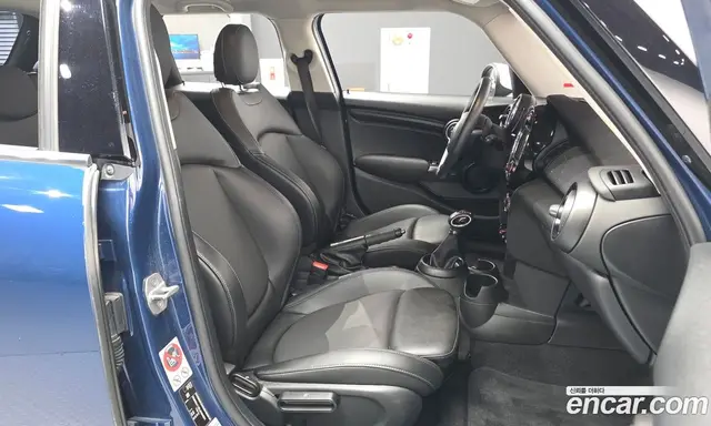 Mini Cooper 2017 1.5 автомат (гидро), миниатюра 11