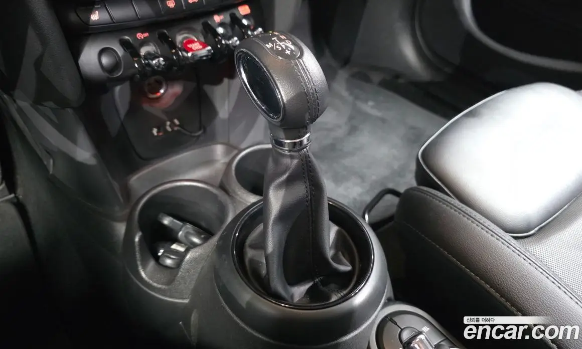 Mini Cooper 2017 1.5 автомат (гидро), фото 9