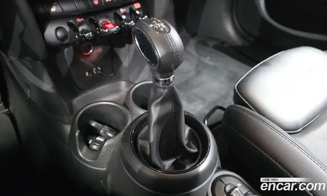 Mini Cooper 2017 1.5 автомат (гидро), миниатюра 9