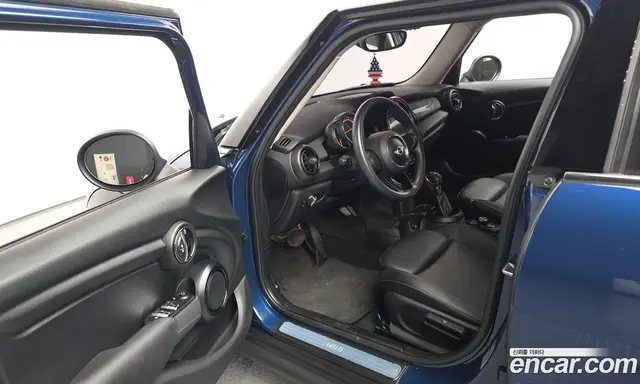 Mini Cooper 2017 1.5 автомат (гидро), миниатюра 10