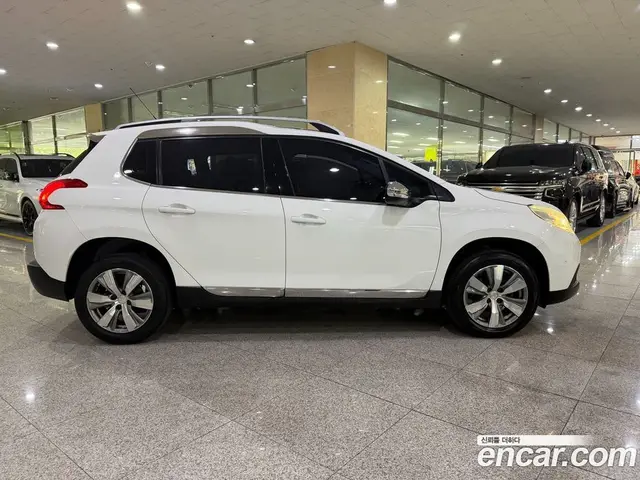 Peugeot 2008 2017 1.6 автомат (гидро), миниатюра 5 Peugeot 2008 2017 1.6 автомат (гидро), миниатюра 5