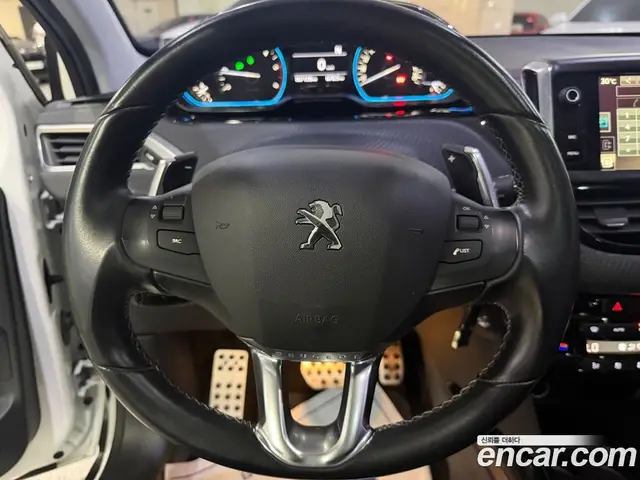 Peugeot 2008 2017 1.6 автомат (гидро), миниатюра 9 Peugeot 2008 2017 1.6 автомат (гидро), миниатюра 9