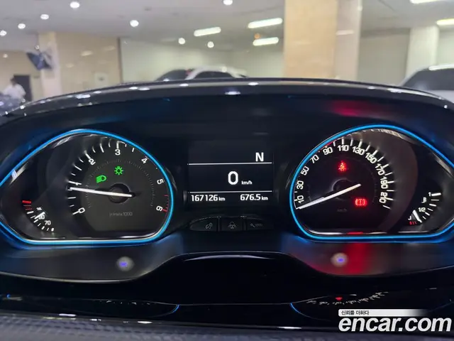 Peugeot 2008 2017 1.6 автомат (гидро), миниатюра 10 Peugeot 2008 2017 1.6 автомат (гидро), миниатюра 10