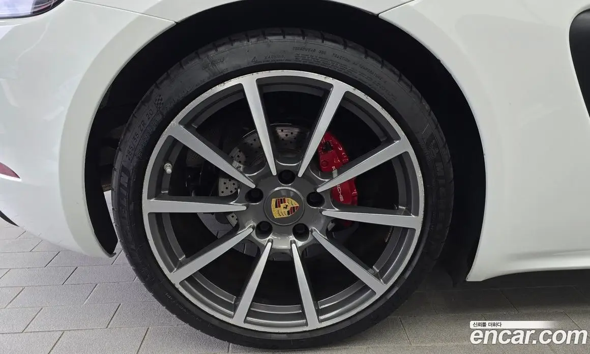 Porsche 718 2017 2.0 автомат (гидро), фото 5 Porsche 718 2017 2.0 автомат (гидро), фото 5
