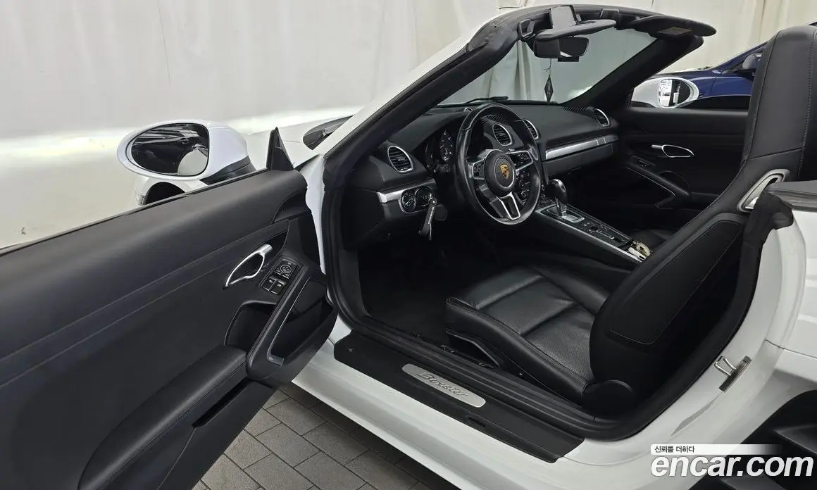 Porsche 718 2017 2.0 автомат (гидро), фото 10 Porsche 718 2017 2.0 автомат (гидро), фото 10