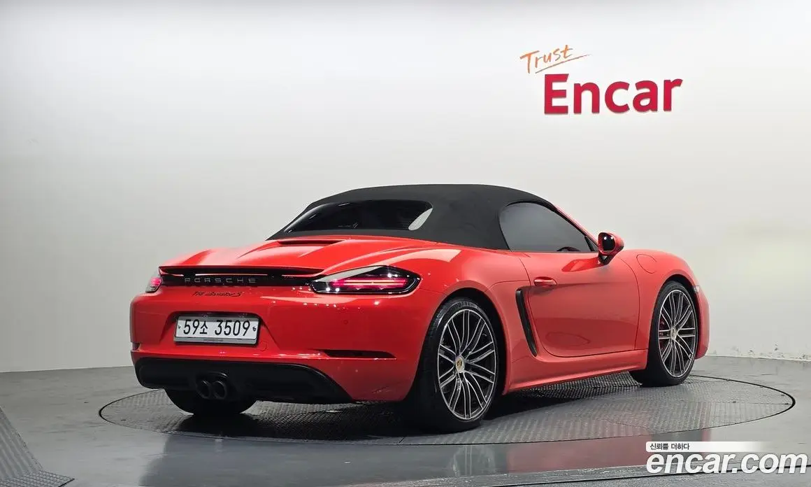 Porsche 718 2018 2.5 автомат (гидро), фото 20 Porsche 718 2018 2.5 автомат (гидро), фото 20