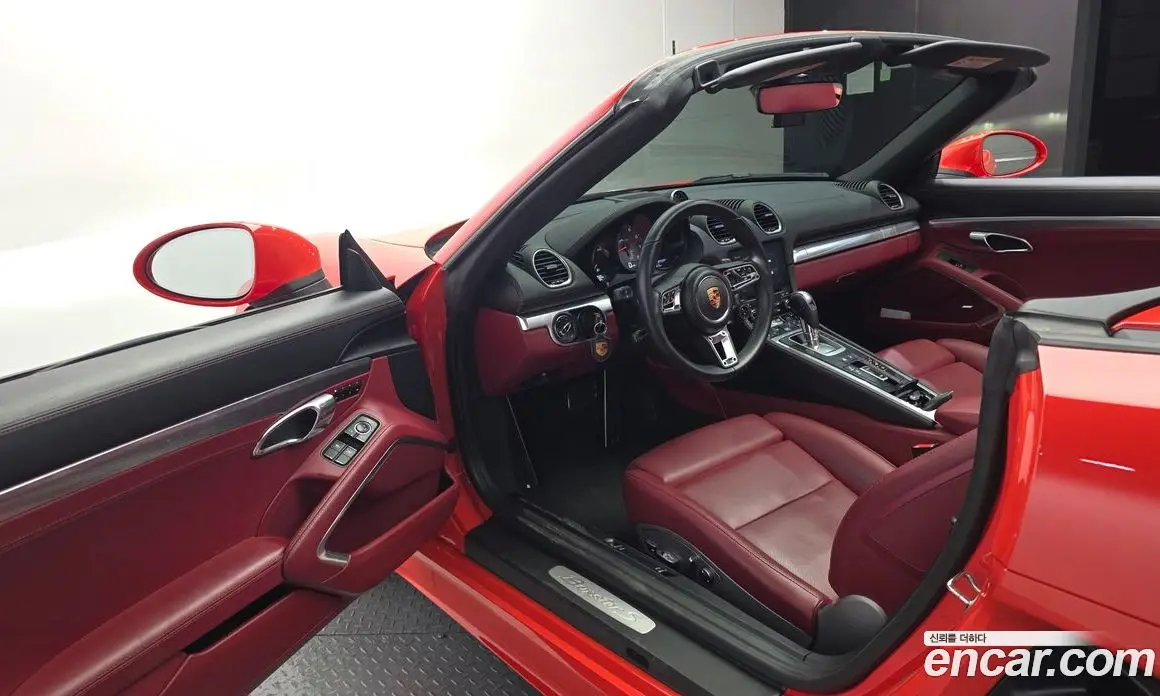 Porsche 718 2018 2.5 автомат (гидро), фото 10 Porsche 718 2018 2.5 автомат (гидро), фото 10