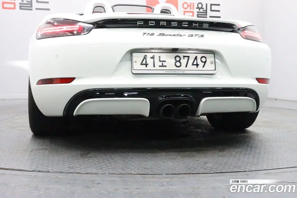Porsche 718 2018 2.5 автомат (гидро), фото 17 Porsche 718 2018 2.5 автомат (гидро), фото 17