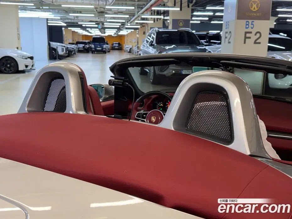 Porsche 718 2023 4.0 автомат (гидро), фото 13