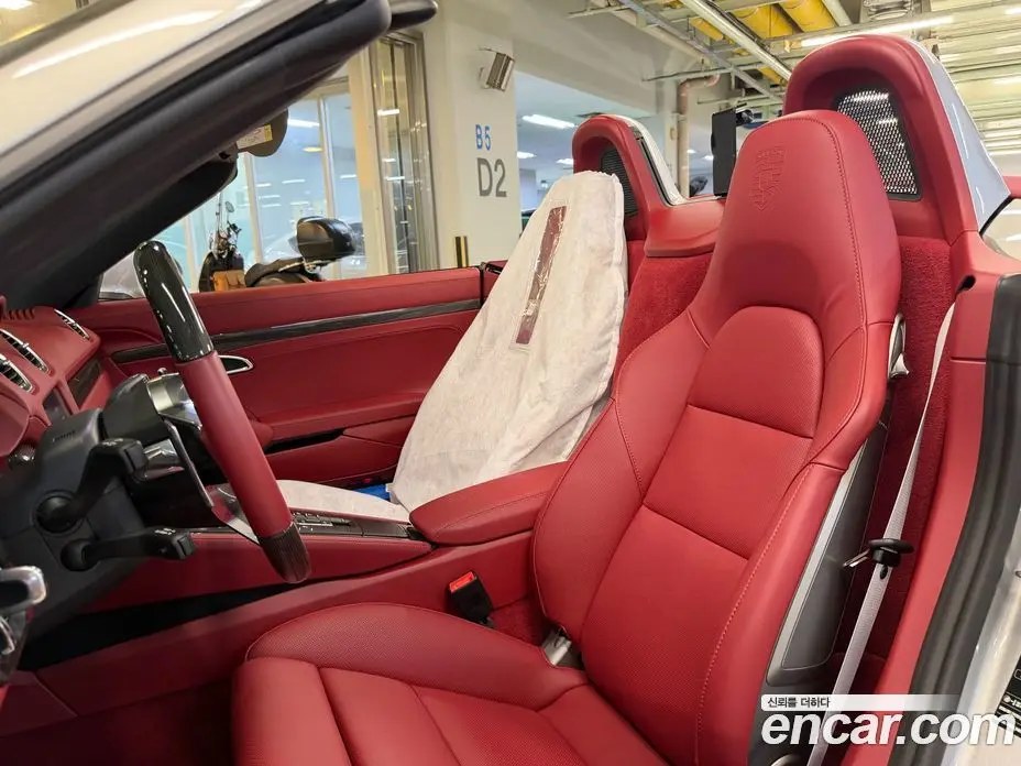 Porsche 718 2023 4.0 автомат (гидро), фото 7