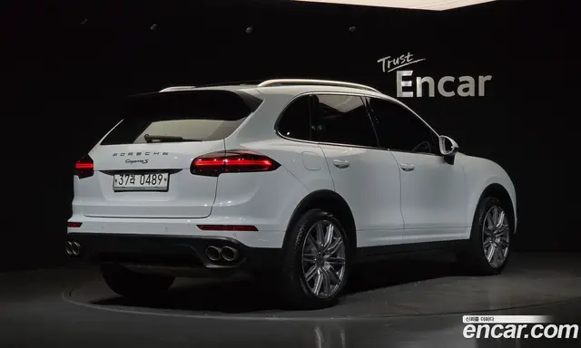 Porsche Cayenne 2015 3.6 автомат (гидро), миниатюра 2 Porsche Cayenne 2015 3.6 автомат (гидро), миниатюра 2