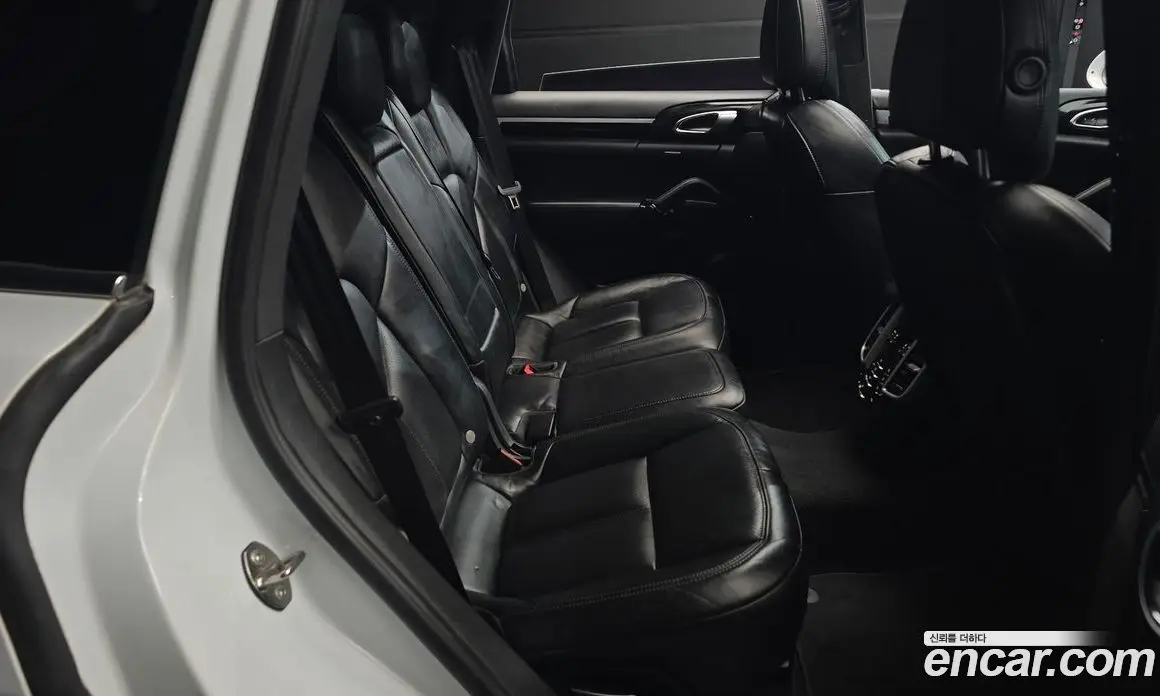 Porsche Cayenne 2015 3.6 автомат (гидро), фото 11 Porsche Cayenne 2015 3.6 автомат (гидро), фото 11