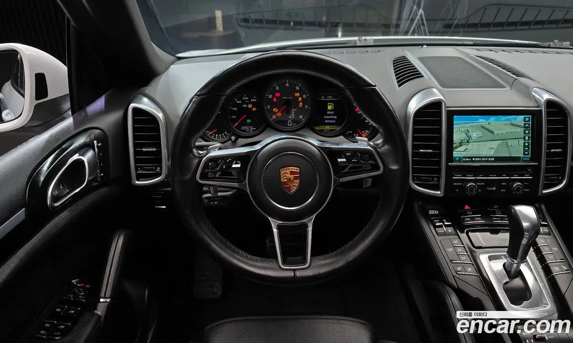 Porsche Cayenne 2015 3.6 автомат (гидро), фото 13 Porsche Cayenne 2015 3.6 автомат (гидро), фото 13