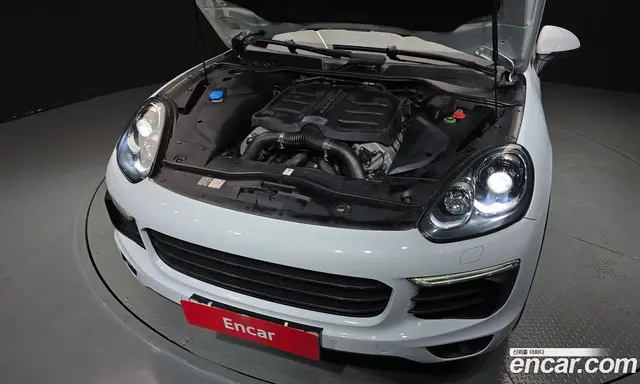Porsche Cayenne 2015 3.6 автомат (гидро), миниатюра 6 Porsche Cayenne 2015 3.6 автомат (гидро), миниатюра 6
